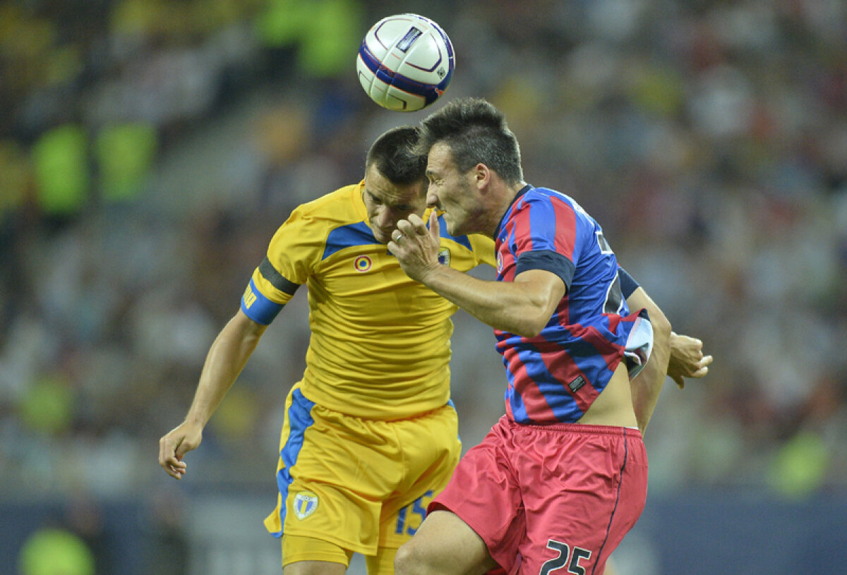 Trei goluri cu executare » Petrolul a capitulat în faţa Stelei, 0-3. Trupa lui Reghe, a şasea Supercupă din istorie!