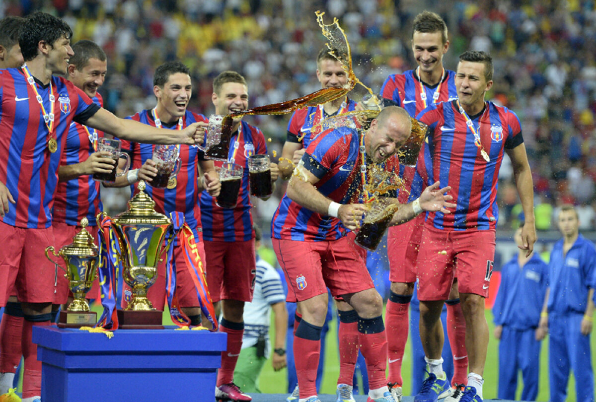 FOTO Party roş-albastru, bere brună » Cum au sărbătorit steliştii victoria din Supercupă