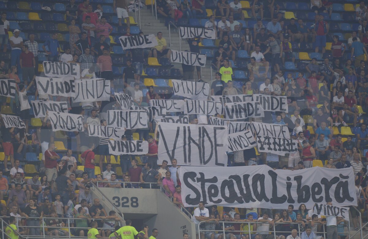 GALERIE FOTO Spectacol în tribune şi în teren la Supercupa României » Vezi o galerie foto de excepţie