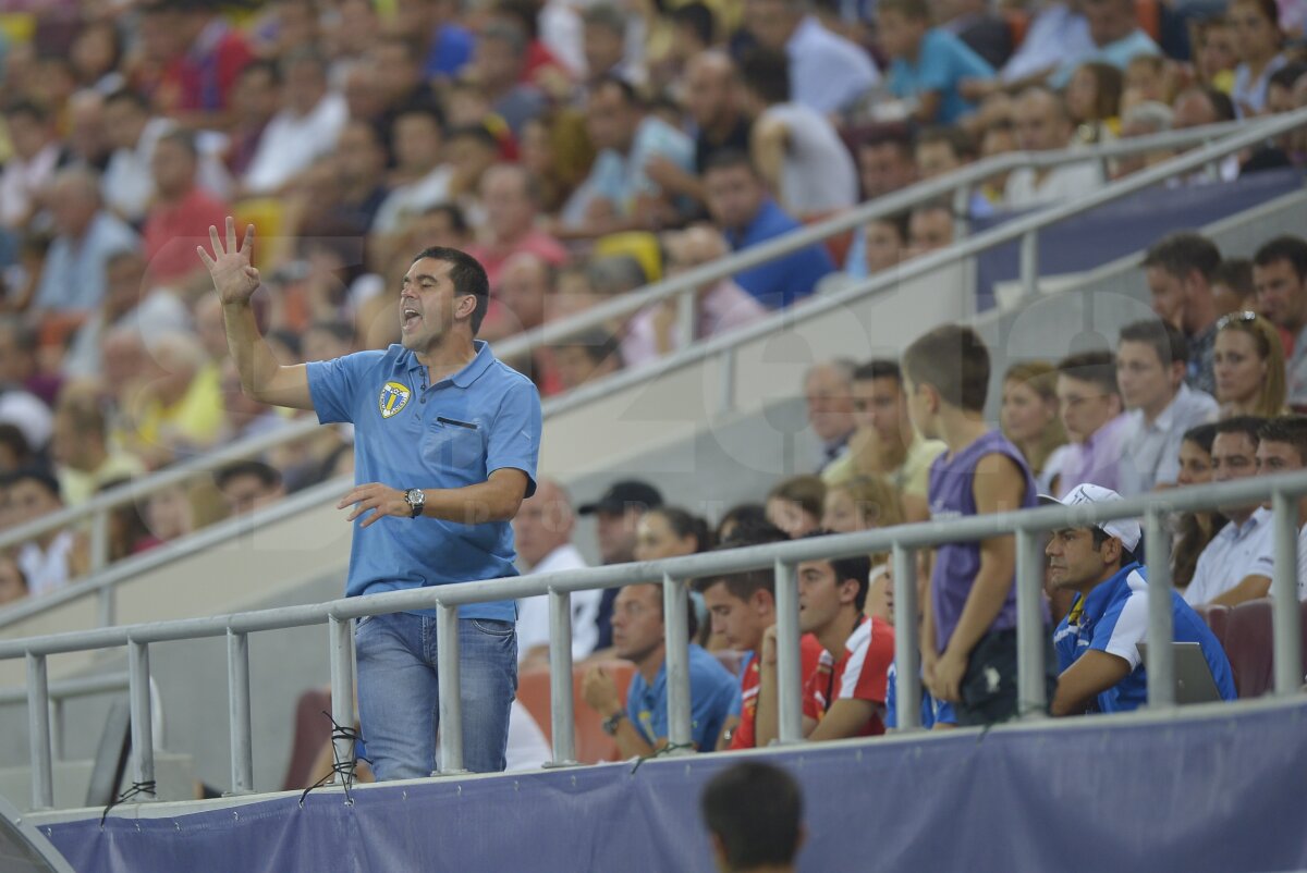 GALERIE FOTO Spectacol în tribune şi în teren la Supercupa României » Vezi o galerie foto de excepţie