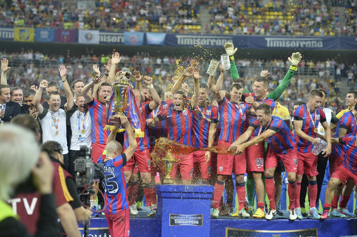 GALERIE FOTO Spectacol în tribune şi în teren la Supercupa României » Vezi o galerie foto de excepţie