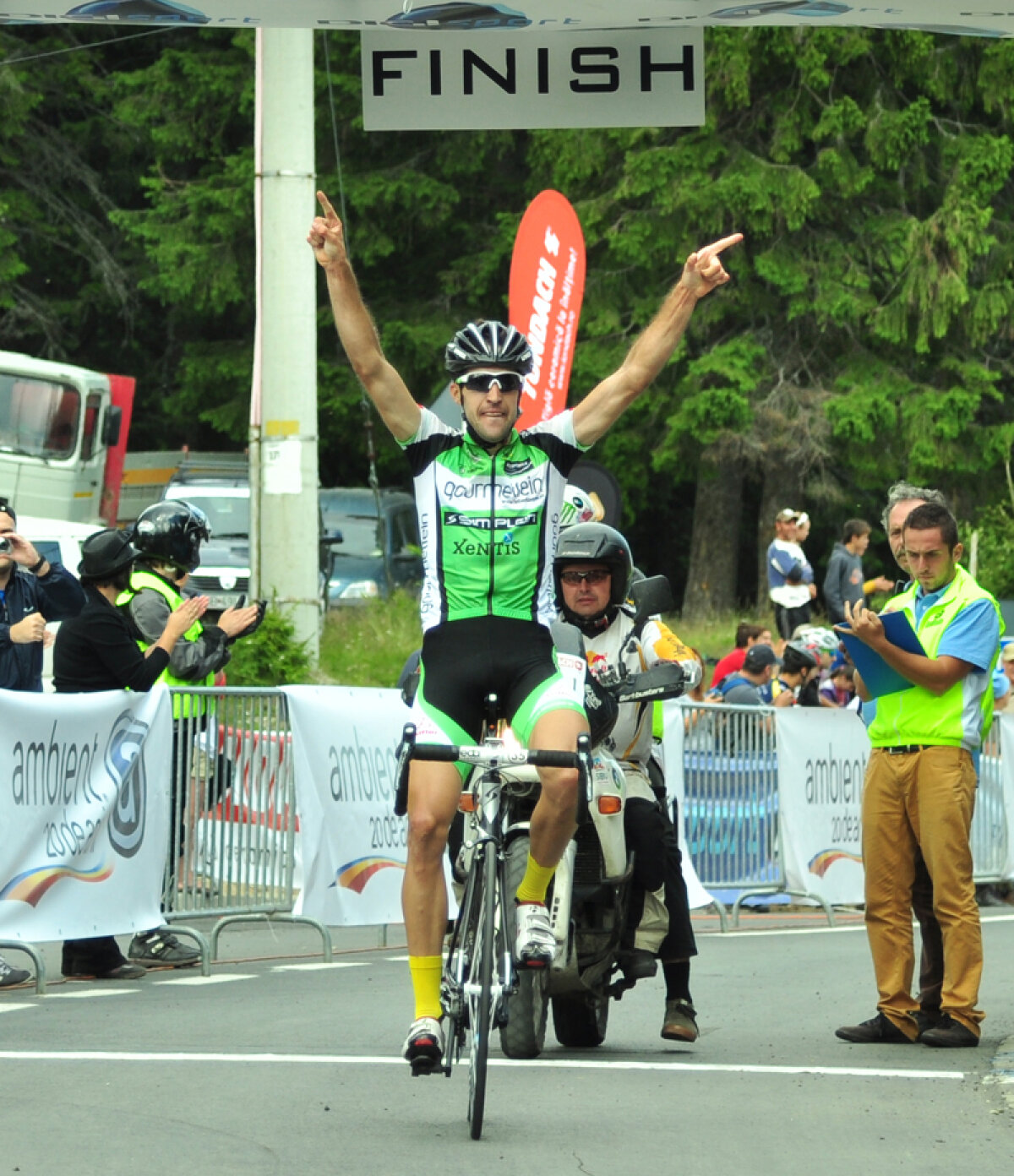 FOTO Totul se decide în Sibiu! » Ultima etapă are două segmente şi mult ciclism de calitate