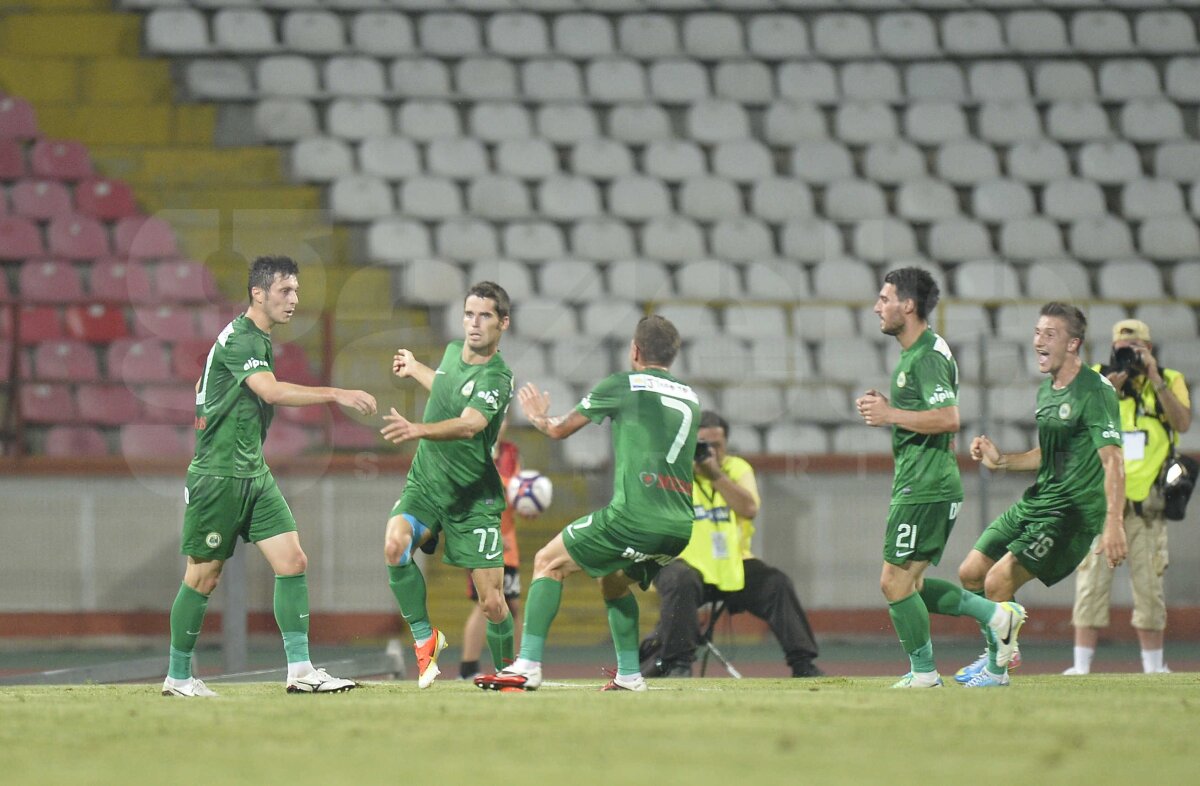 FOTO&VIDEO Giuleştenii cîştigă dramatic barajul şi rămîn în Liga 1 » Rapid - Chiajna 2-1 după prelungiri