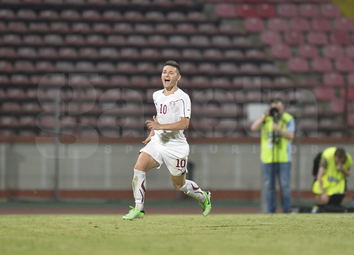 FOTO Explozie de bucurie rapidistă » Giuleştenii au sărbătorit alături de suporteri supravieţuirea în Liga 1