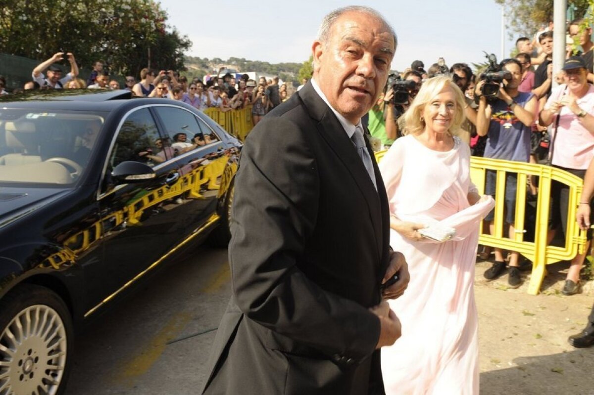 GALERIE FOTO » Xavi Hernandez a renunţat la burlăcie » Imagini de la nunta cu jurnalista Núria Cunillera