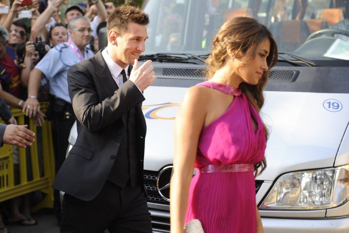 GALERIE FOTO » Xavi Hernandez a renunţat la burlăcie » Imagini de la nunta cu jurnalista Núria Cunillera