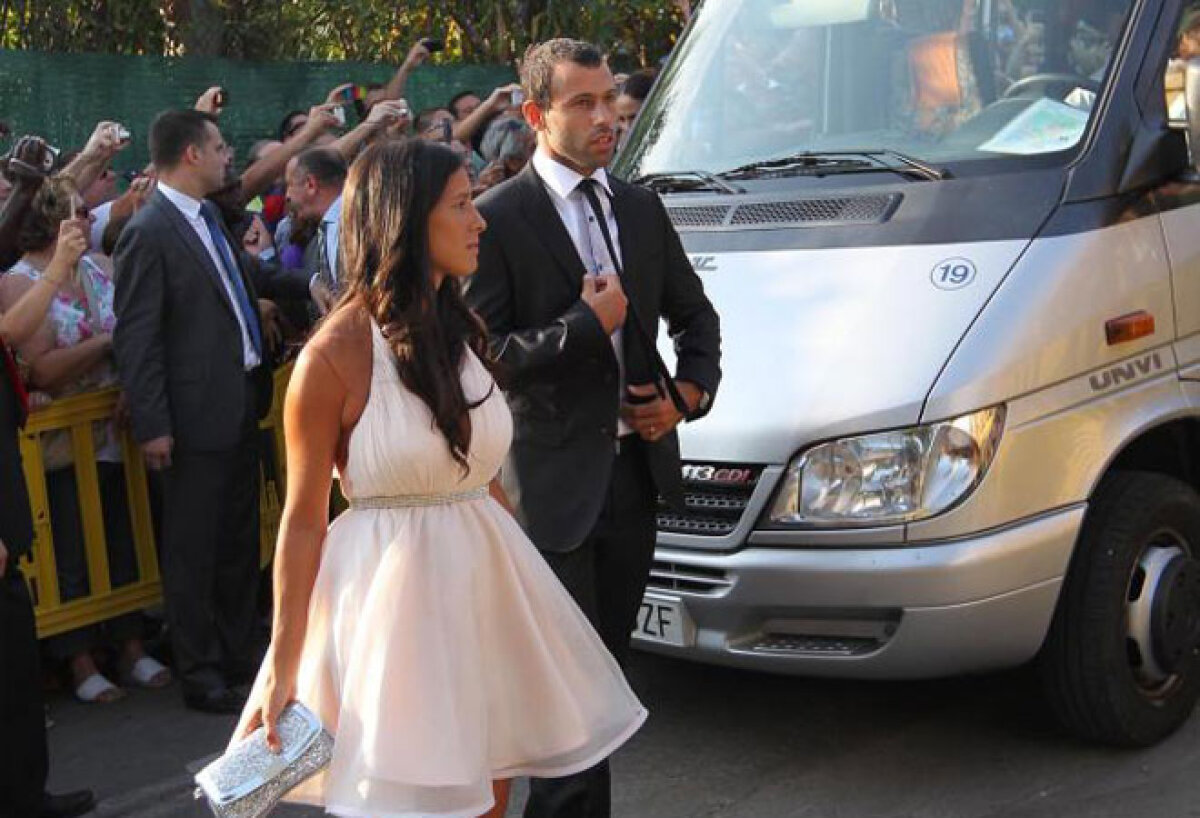 GALERIE FOTO » Xavi Hernandez a renunţat la burlăcie » Imagini de la nunta cu jurnalista Núria Cunillera