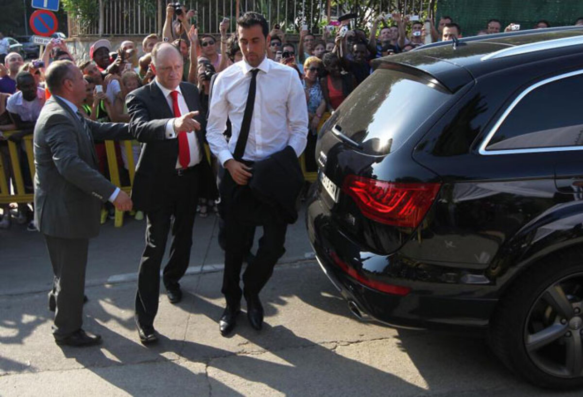 GALERIE FOTO » Xavi Hernandez a renunţat la burlăcie » Imagini de la nunta cu jurnalista Núria Cunillera