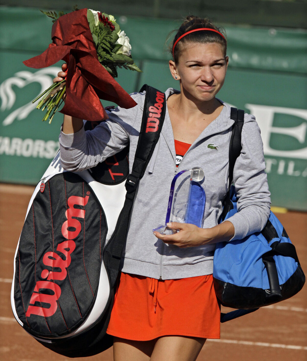Triunghi incredibil » Simona Halep a cîştigat al treilea trofeu în şase săptămîni: victorie şi la Budapesta!