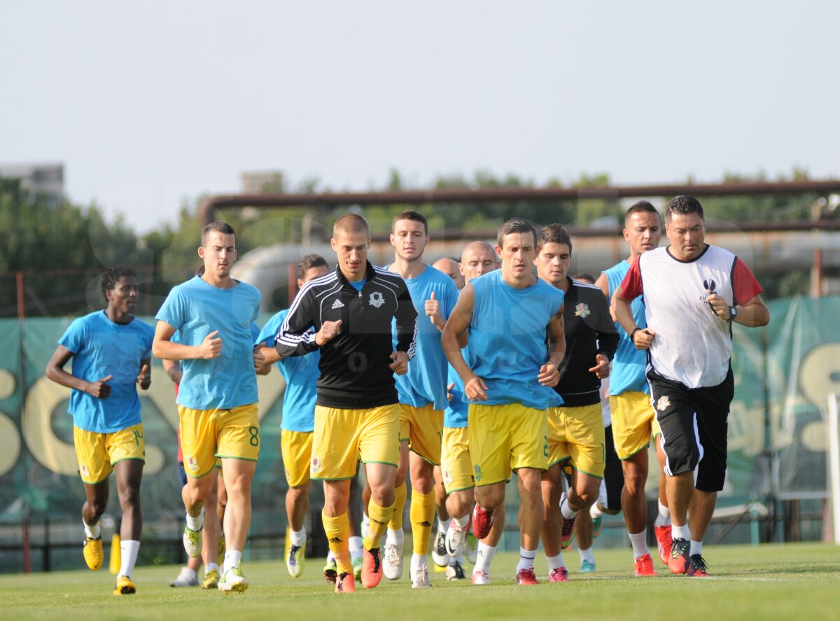 GALERIE FOTO Ultimele retuşuri la FC Vaslui » Au ajuns şi noile achiziţii