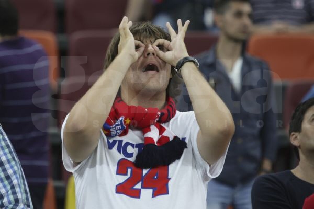 FOTO Dor de Liga Campionilor » Primul pas al Stelei pentru accesul în grupele UCL a fost însoţit de 40.000 de spectatori