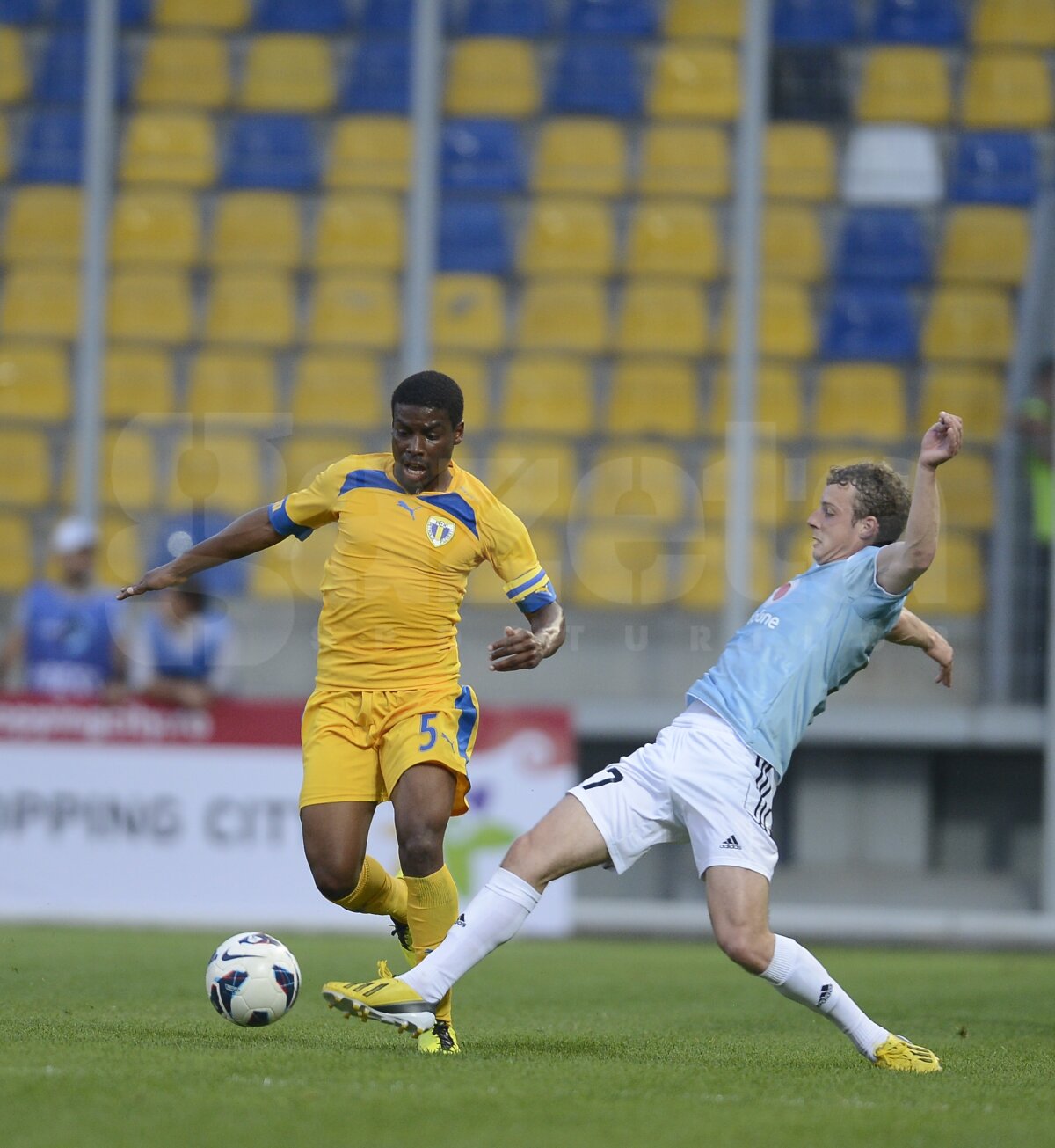 FOTO şi VIDEO Petrolul - Vikingur 3-0 » Ploieştenii se pregătesc de turul 3 din EL