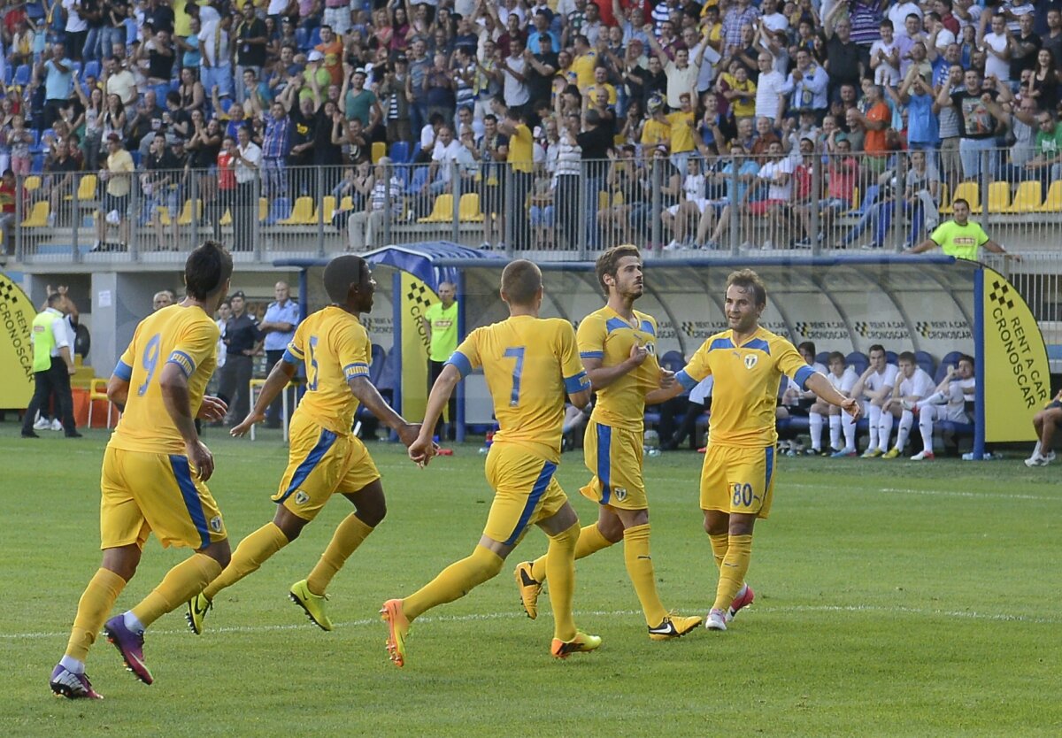 FOTO şi VIDEO Petrolul - Vikingur 3-0 » Ploieştenii se pregătesc de turul 3 din EL