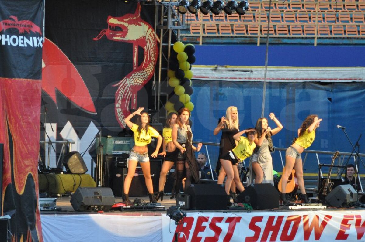 Galerie FOTO Moldovenii vin motorizaţi spre Bucureşti să înfrunte Steaua