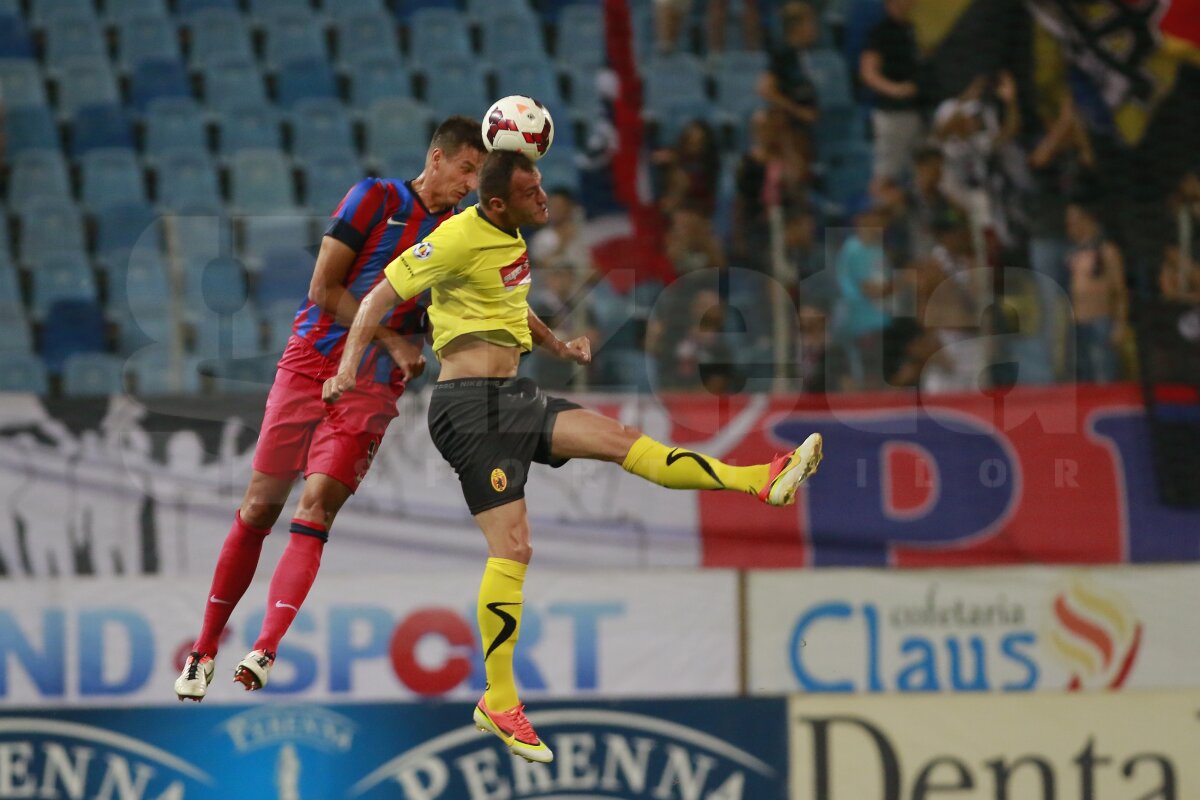 FOTO şi VIDEO Steaua - Ceahlăul 2-1 » Campioana s-a chinuit la primul meci în noul sezon