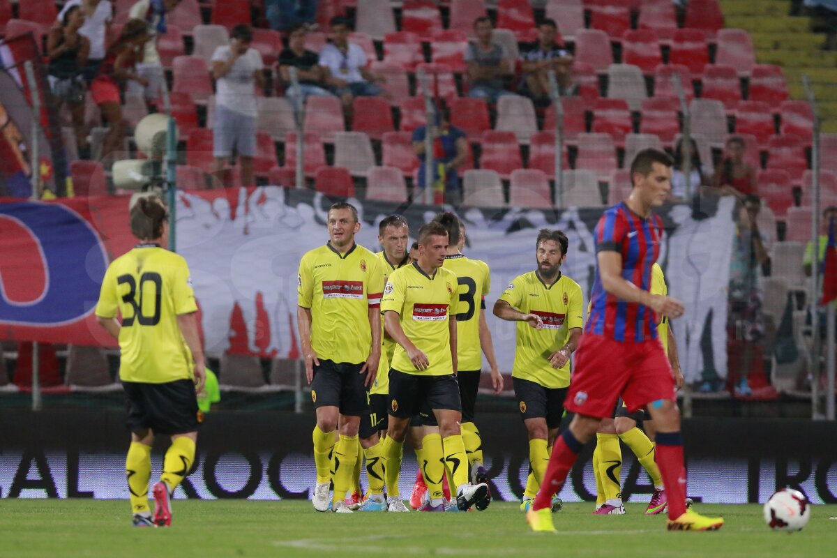 FOTO şi VIDEO Steaua - Ceahlăul 2-1 » Campioana s-a chinuit la primul meci în noul sezon