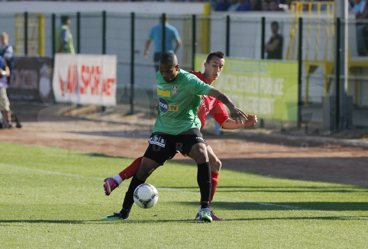 FOTO şi VIDEO FC Botoşani - CFR Cluj 0-0 » Ardelenii fac primul pas greşit în noul sezon