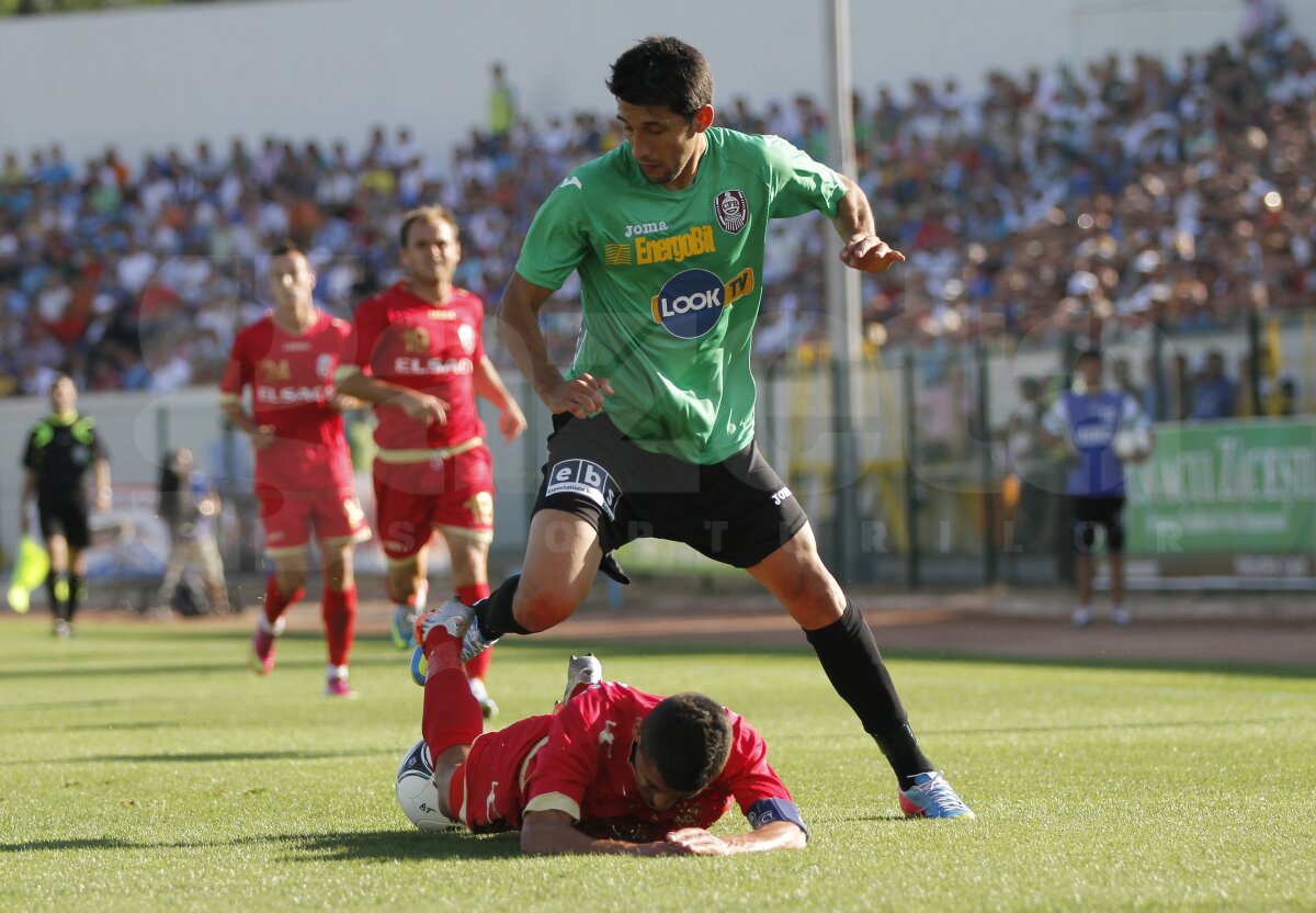 FOTO şi VIDEO FC Botoşani - CFR Cluj 0-0 » Ardelenii fac primul pas greşit în noul sezon