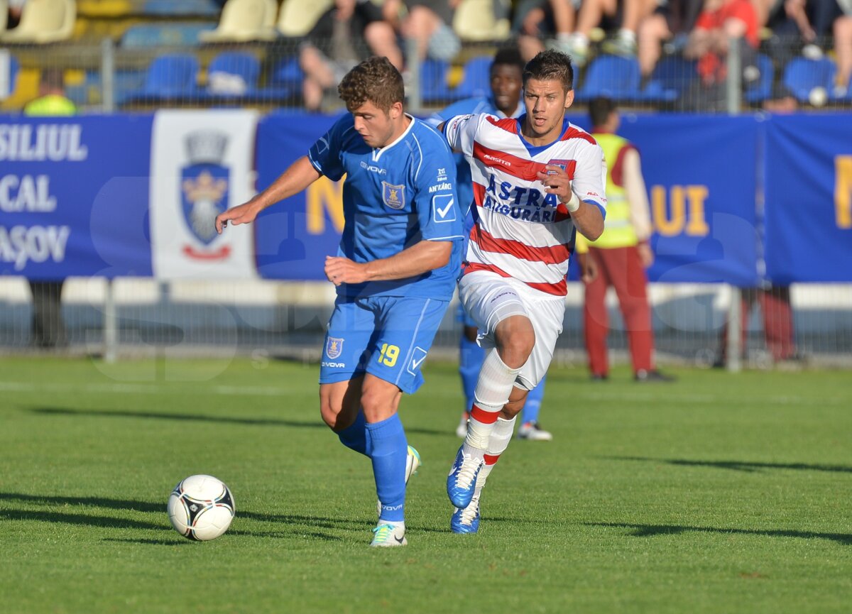 FOTO&VIDEO Debut cu stîngul în Liga 1 pentru braşoveni » Corona - Oţelul 0-1