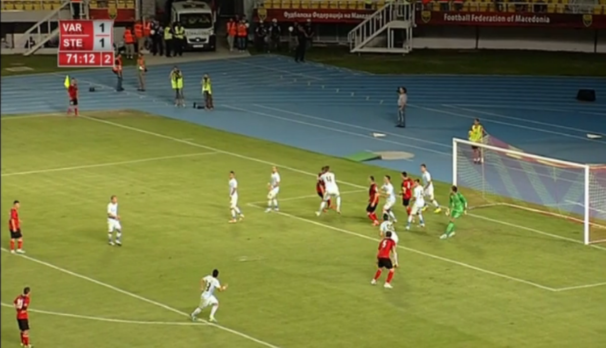 Gol de 85 de metri! » Atît a parcurs Bourceanu, în sprint, pentru reuşita cu care Steaua a cîştigat returul cu Vardar