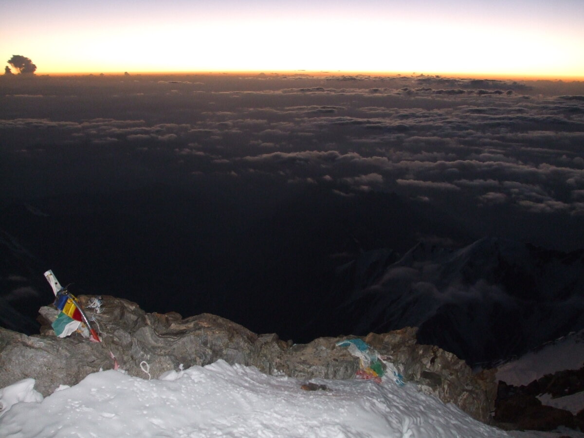 FOTO Momente de groază şi fotografii cu alpiniştii români care au răpus Muntele Ucigaş: "Cîteva secunde şi mă mătura avalanşa!"