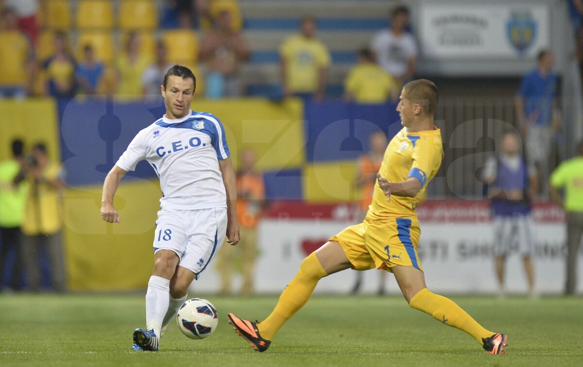 FOTO + VIDEO Final incendiar în derby-ul european cu două goluri şi un penalty ratat » Petrolul - Pandurii 1-1