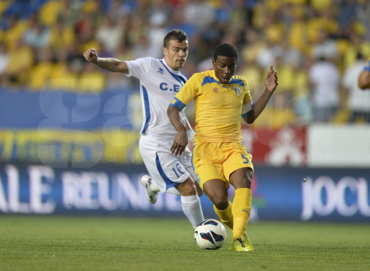 FOTO + VIDEO Final incendiar în derby-ul european cu două goluri şi un penalty ratat » Petrolul - Pandurii 1-1