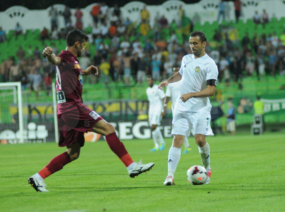 FOTO şi VIDEO Le-au dat cu terenu-n cap » FC Vaslui a umilit CFR Cluj, 4-0