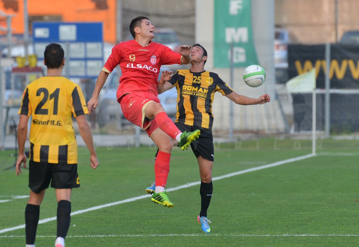 FOTO şi VIDEO FC Braşov - FC Botoşani 1-2 » Moldovenii sînt lideri în Liga 1