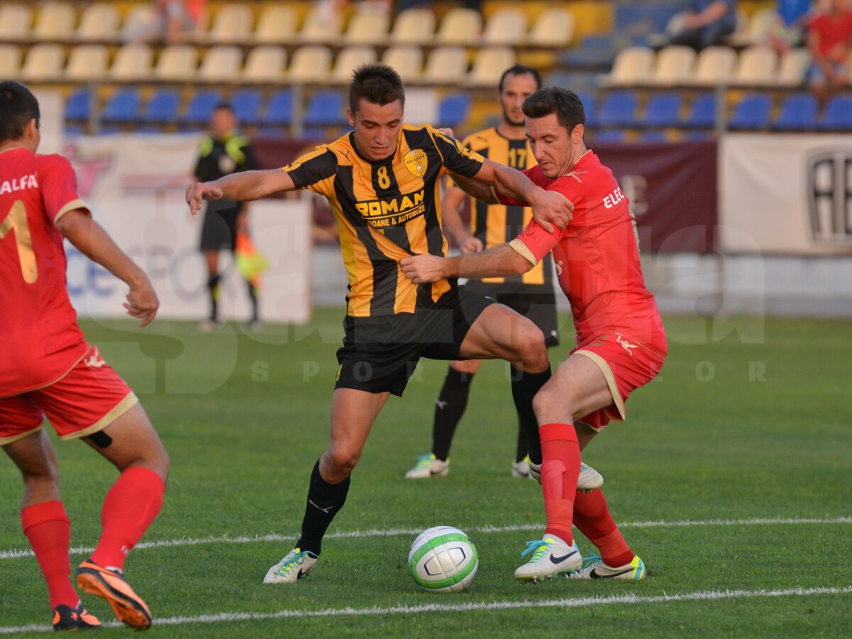 FOTO şi VIDEO FC Braşov - FC Botoşani 1-2 » Moldovenii sînt lideri în Liga 1