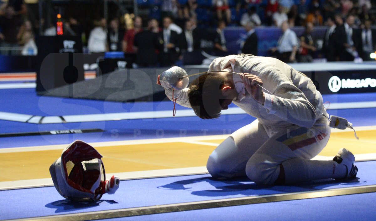 GALERIE FOTO Argint la Mondiale! » Echipa masculină de sabie a României a fost învinsă în finală de Rusia