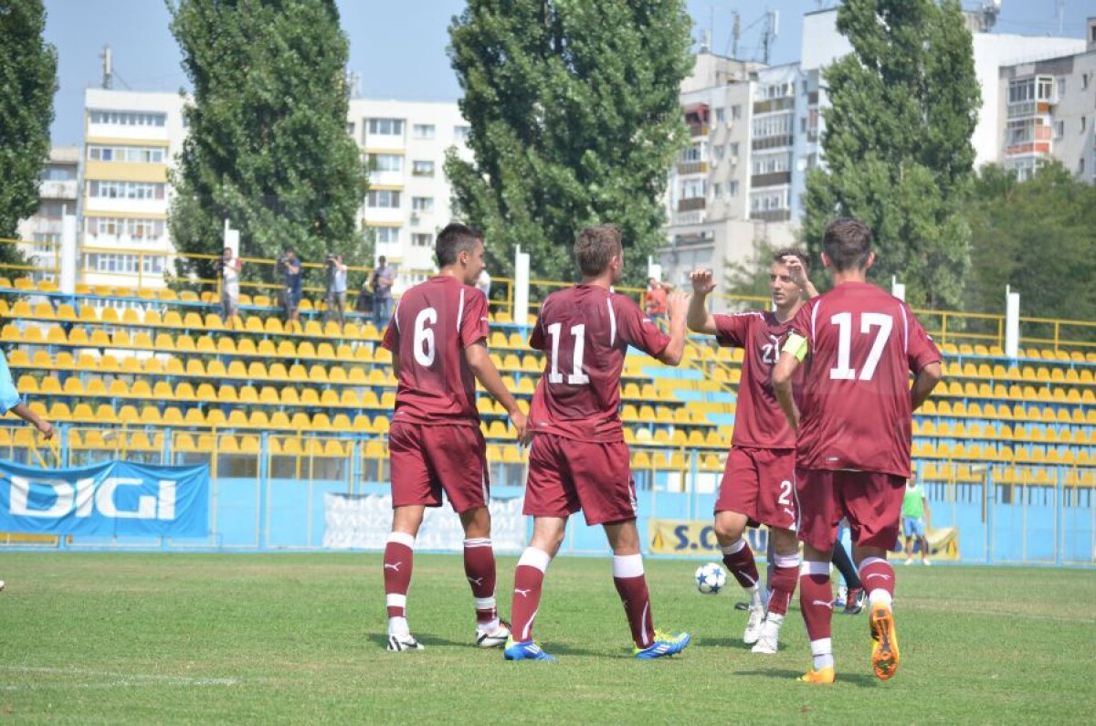 FOTO&VIDEO Giuleştenii se menţin în formă cu amicale » Rapid, victorie la scor împotriva celor de la Juventus Bucureşti