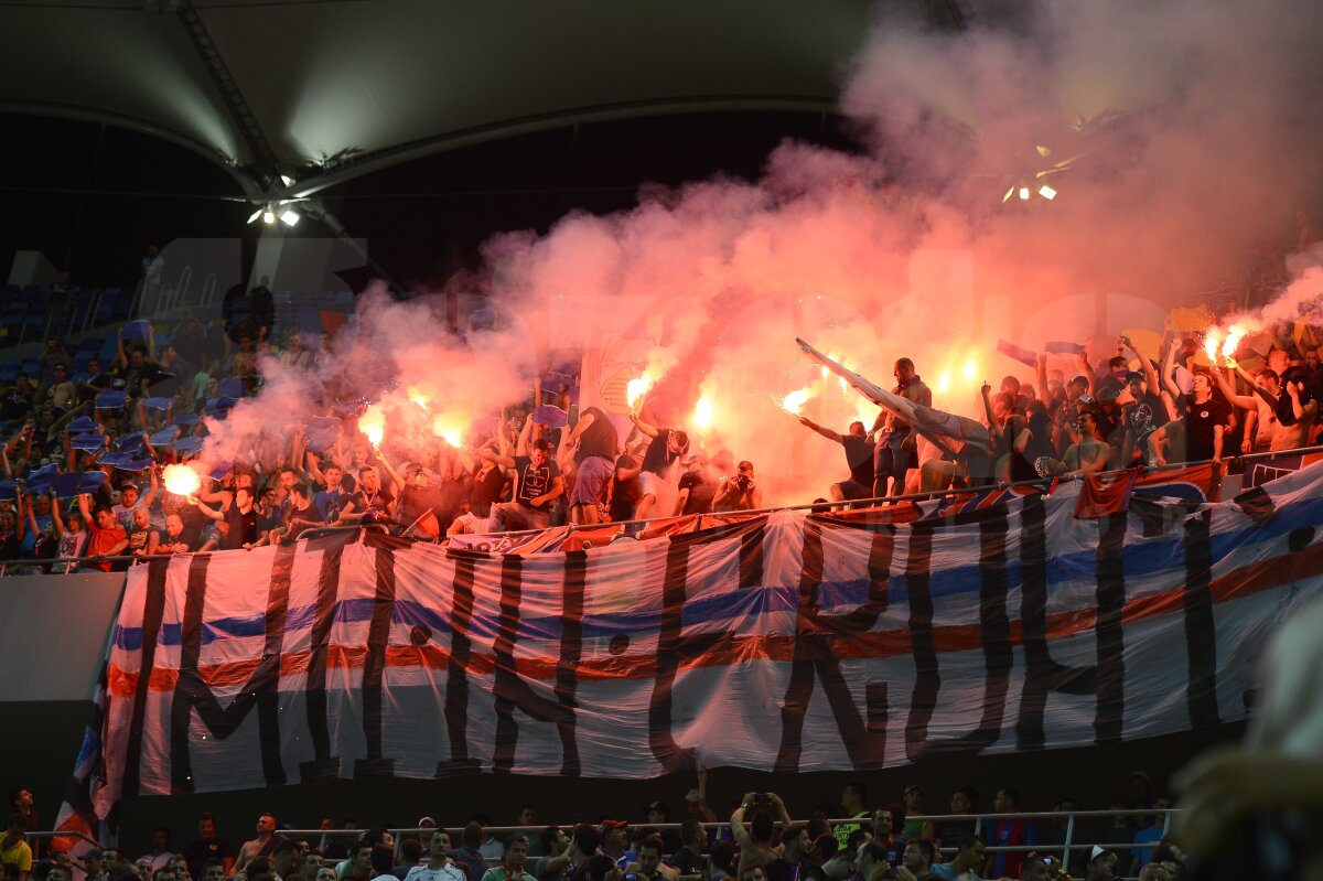 FOTO şi VIDEO Dinamo - Steaua 1-2 » Roş-albaştrii cîştigă la limită şi egalează marea rivală la victorii