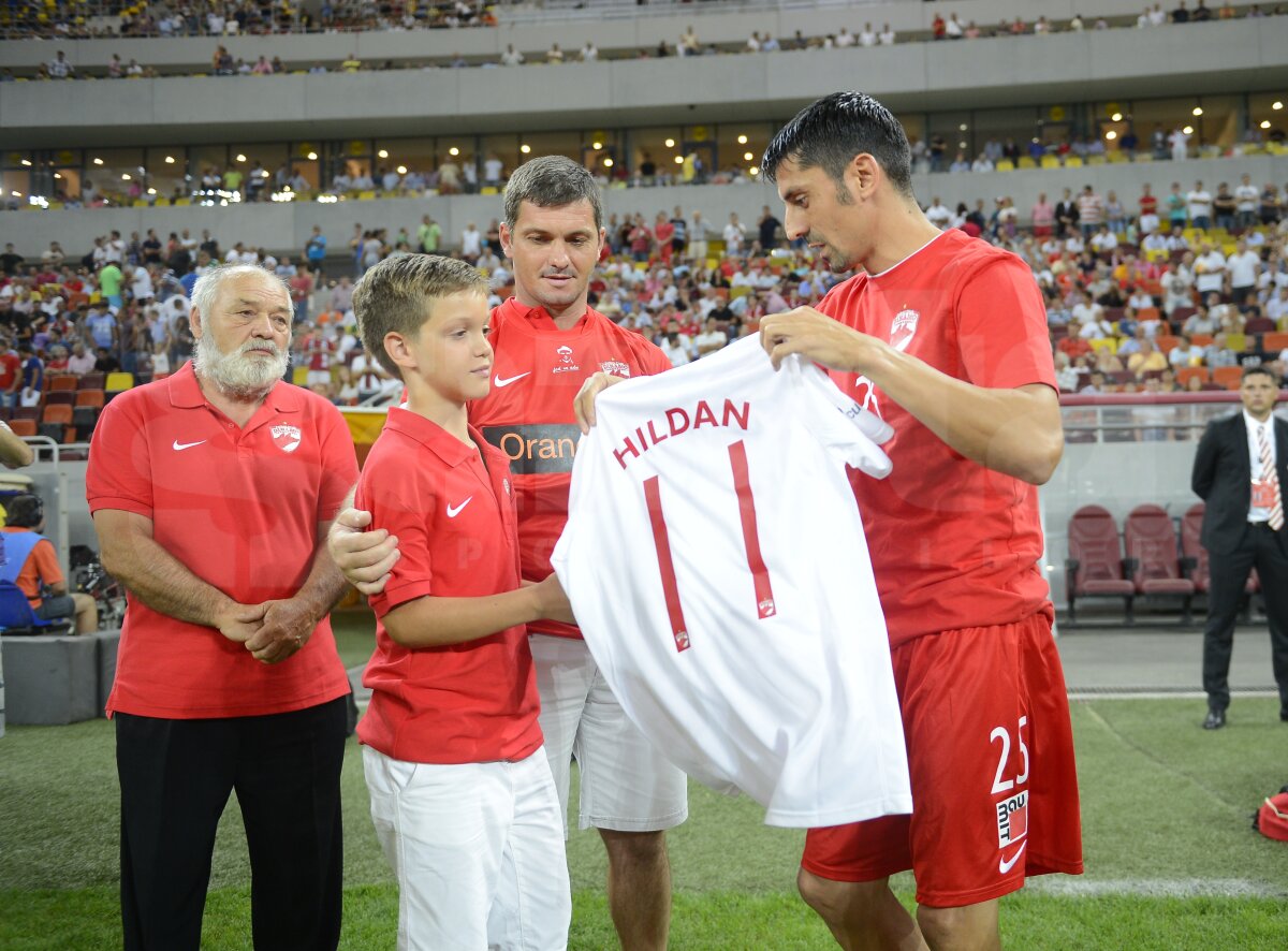 FOTO 15 imagini emoţionante de la Derby de România » Spectacol pe teren şi în tribune