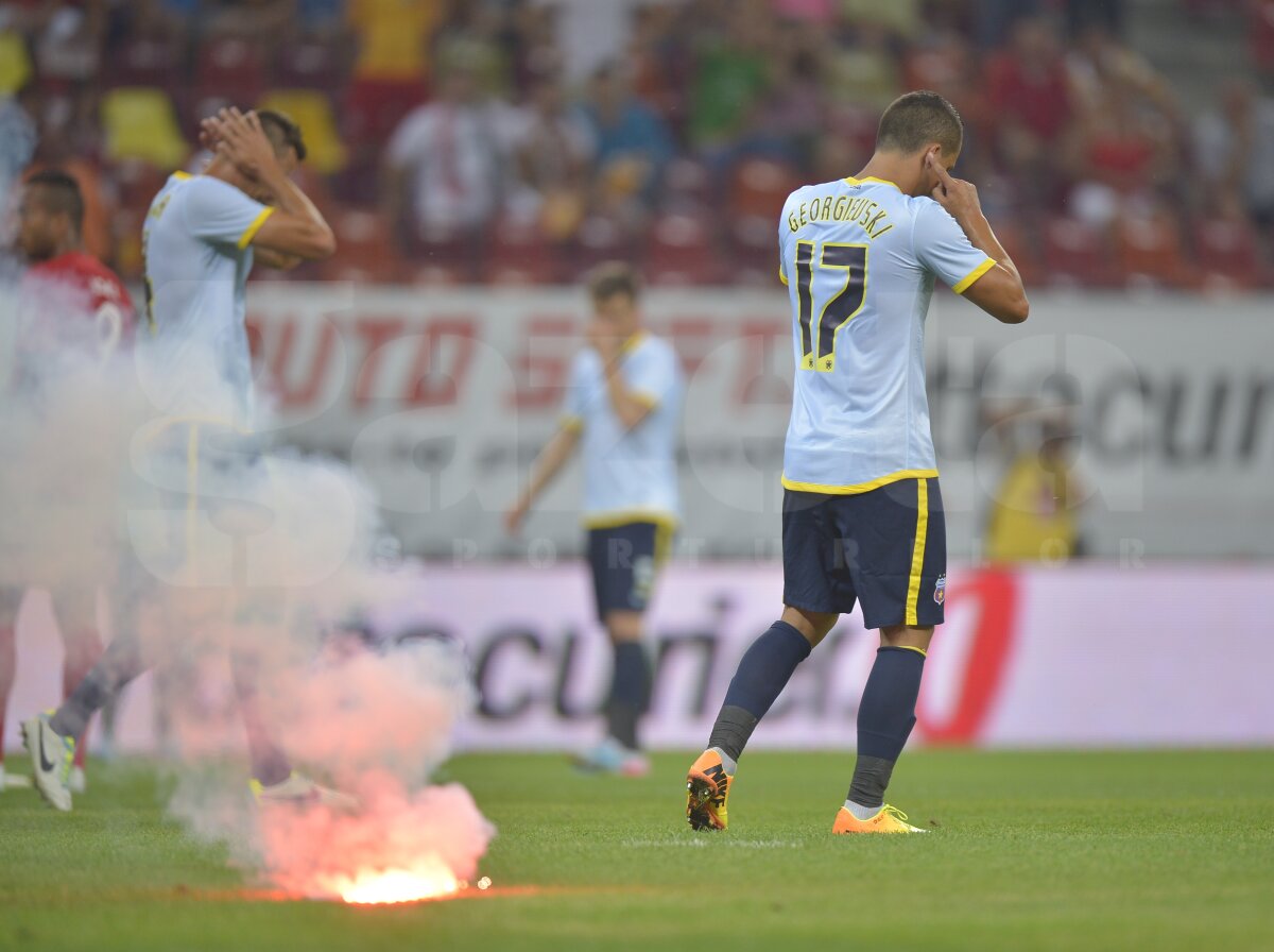 FOTO 15 imagini emoţionante de la Derby de România » Spectacol pe teren şi în tribune