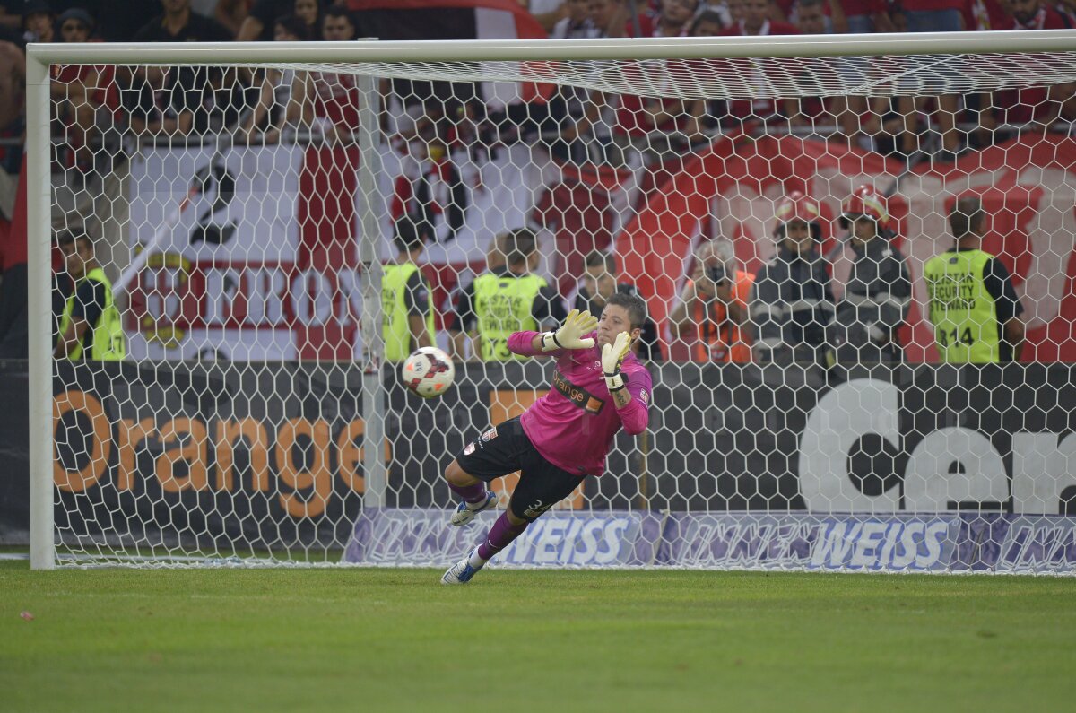 FOTO 15 imagini emoţionante de la Derby de România » Spectacol pe teren şi în tribune