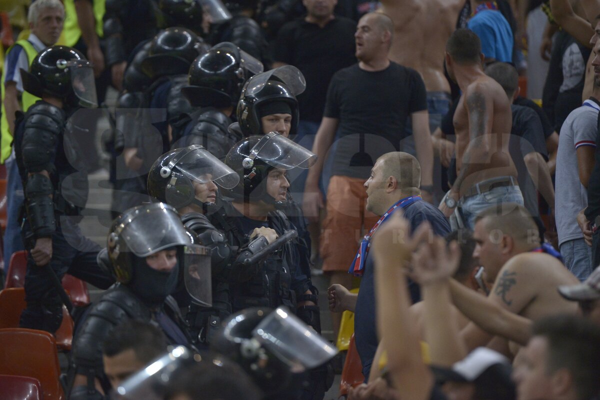 FOTO 15 imagini emoţionante de la Derby de România » Spectacol pe teren şi în tribune