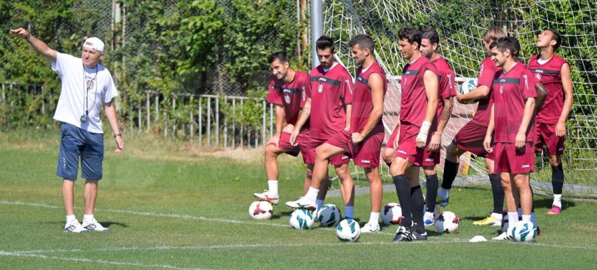 GALERIE FOTO Grigoraş a dat primele indicaţii pentru meciul cu Steaua: "La CFR e provocarea carierei"