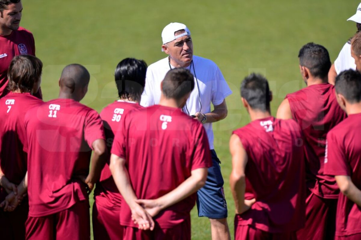 GALERIE FOTO Grigoraş a dat primele indicaţii pentru meciul cu Steaua: "La CFR e provocarea carierei"