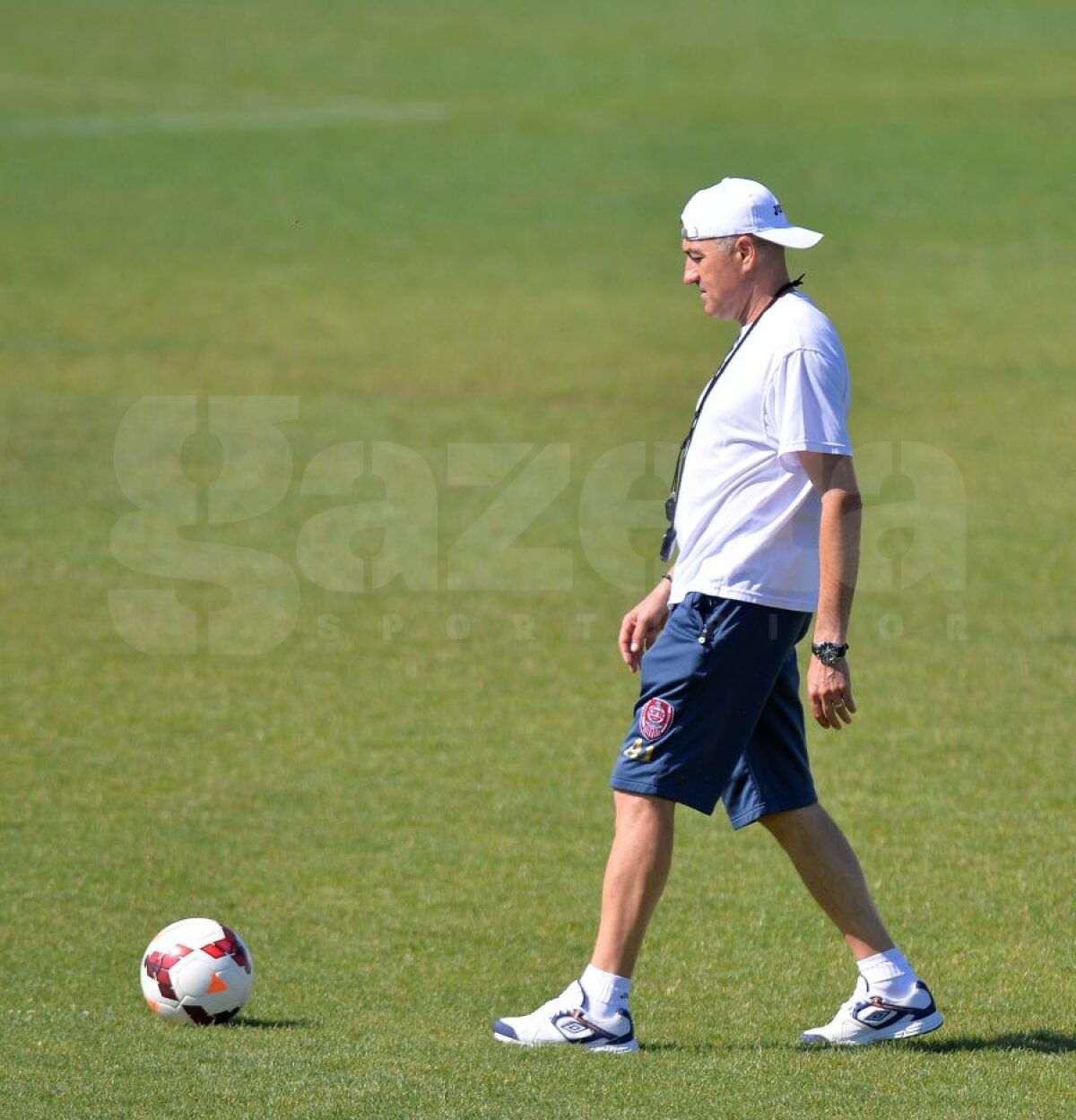 GALERIE FOTO Grigoraş a dat primele indicaţii pentru meciul cu Steaua: "La CFR e provocarea carierei"