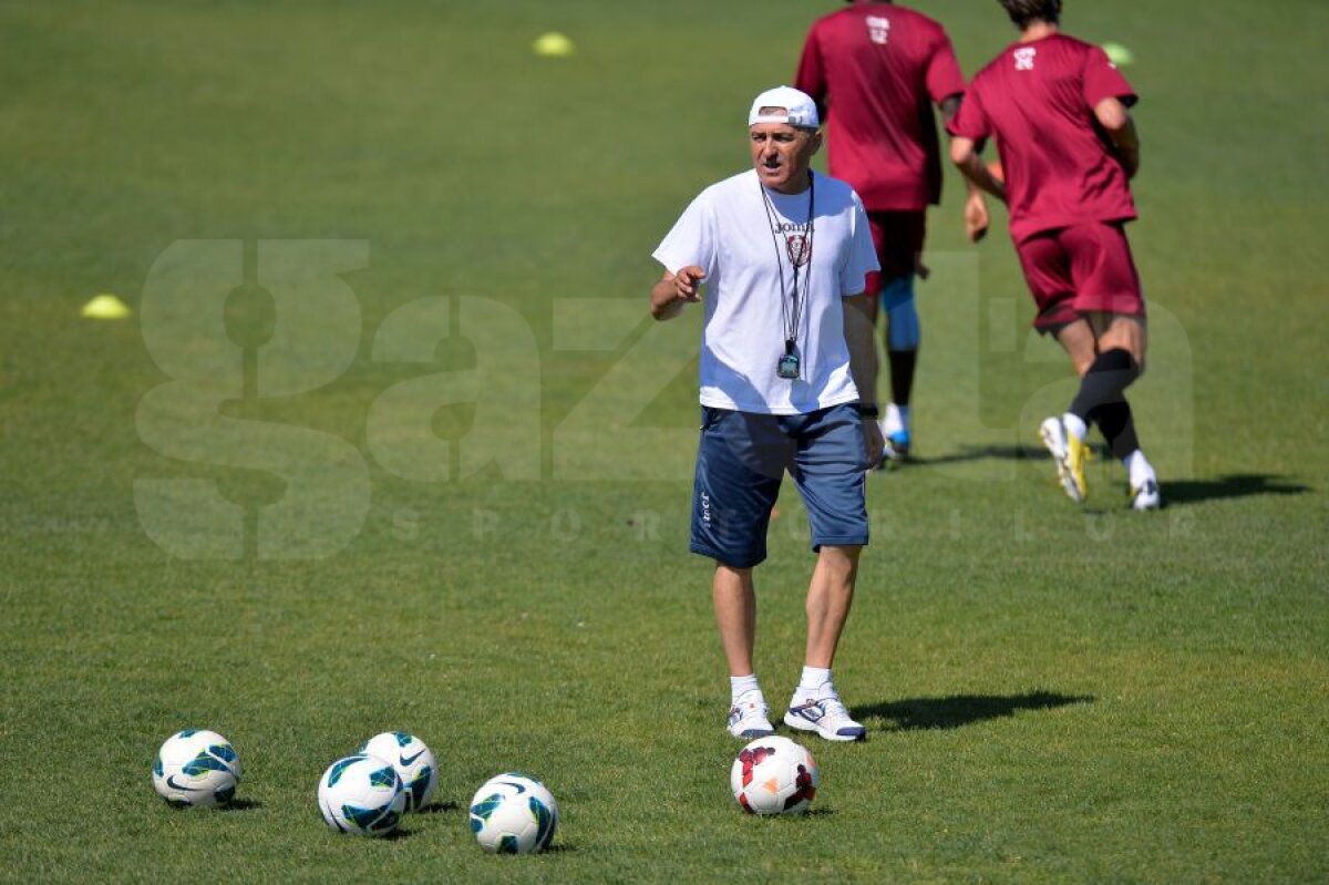 GALERIE FOTO Grigoraş a dat primele indicaţii pentru meciul cu Steaua: "La CFR e provocarea carierei"