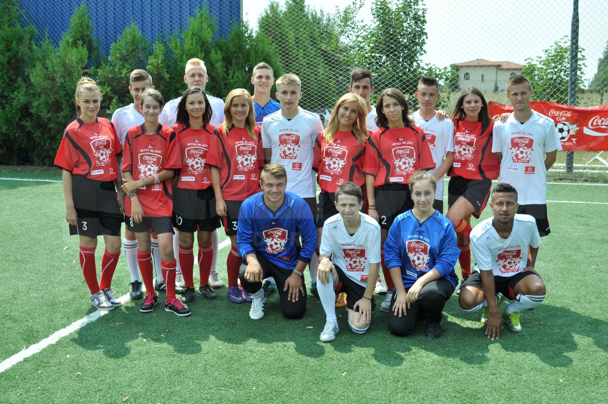 GALERIE FOTO Campionii la futsal din licee, pe urmele "tricolorilor"