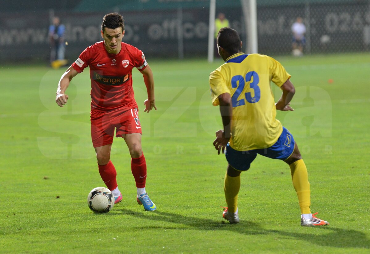 VIDEO+FOTO Se încheie era Mulţescu? » Dinamo a obţinut doar o remiză, 1-1, în faţa Coronei Braşov