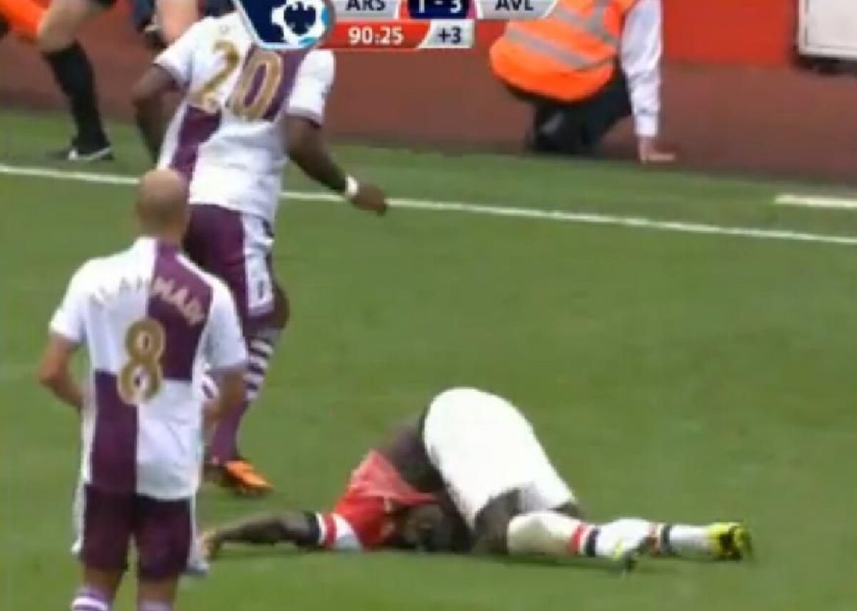 VIDEO Electrocutaţi! » Arsene Wenger nu cumpără pe nimeni şi pierde ruşinos la debut: 1-3 cu Aston Villa