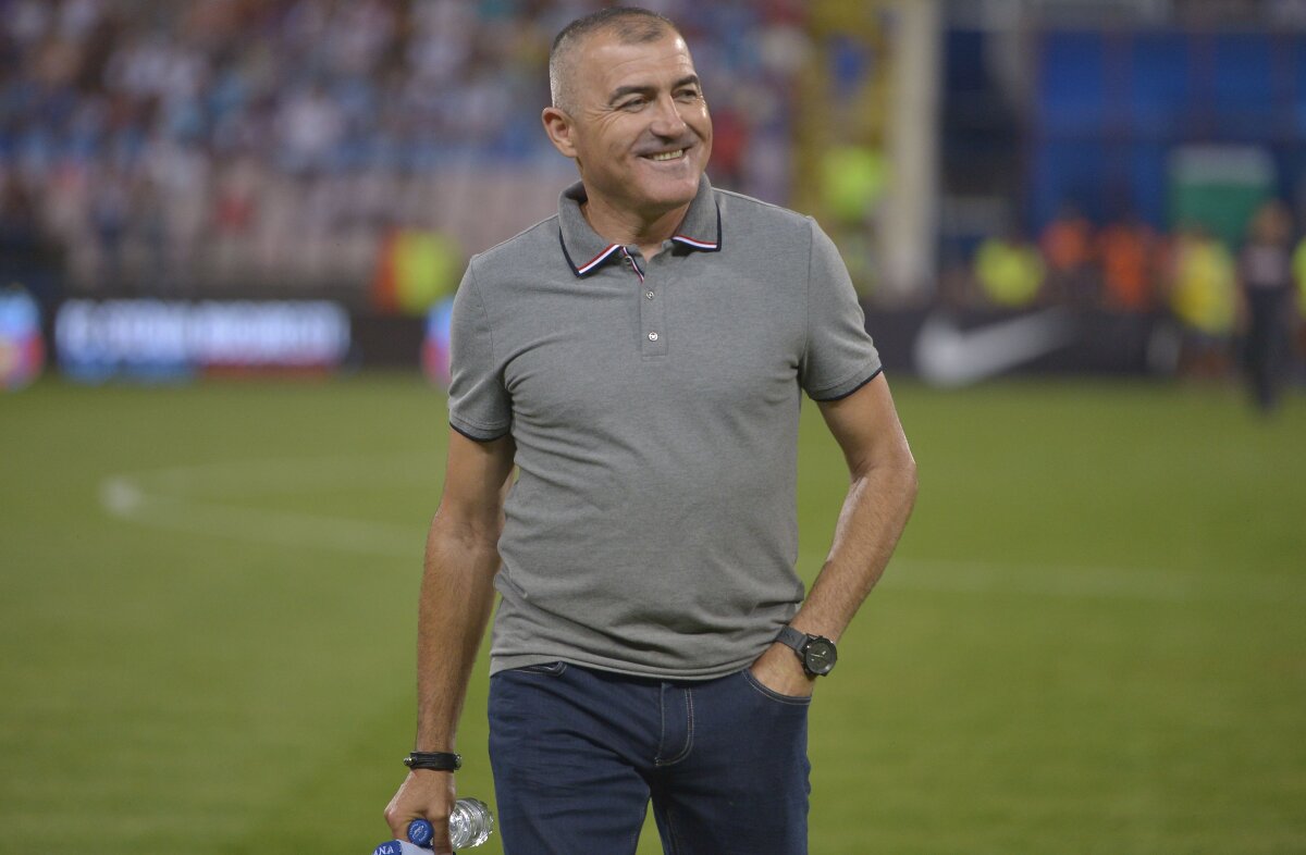 FOTO Ghencea copiilor » Juniorii au luat cu asalt templul Stelei la meciul cu CFR Cluj