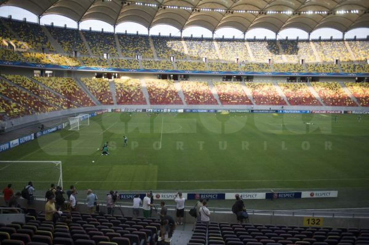 FOTO Bine aţi venit pe Cîmp Arena! » Gazonul arată execrabil înainte de Steaua - Legia