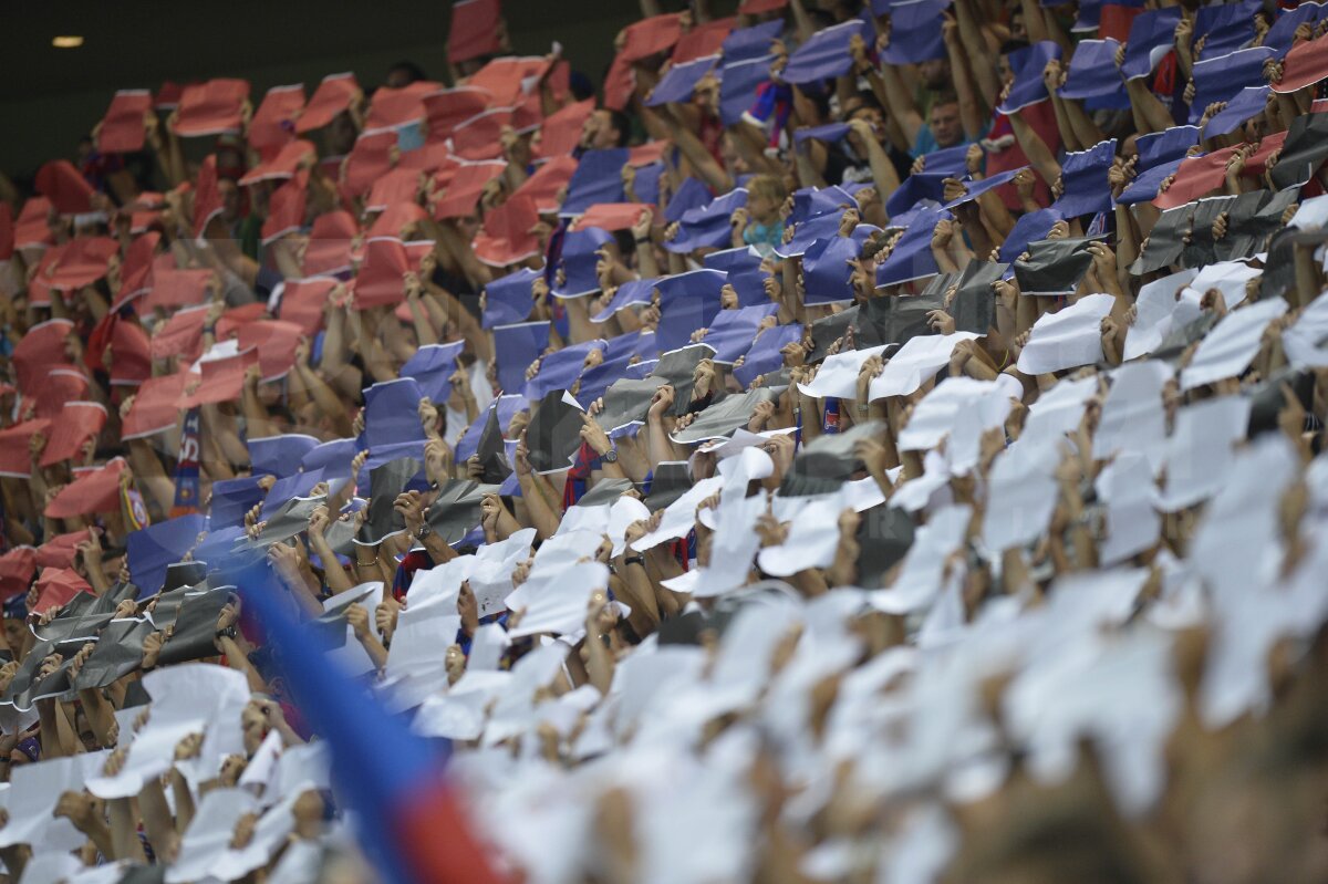 FOTO Coregrafie impresionată a galeriei Stelei » "Nimeni nu ne poate învinge"