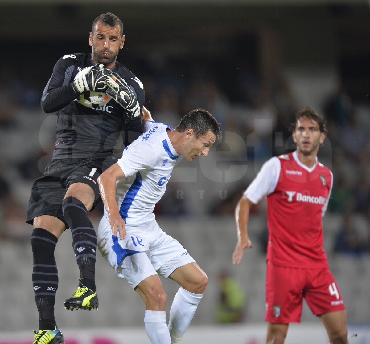 FOTO şi VIDEO Pandurii - Braga 0-1 » Dorit în trecut de Steaua şi CFR, Yazalde aduce victoria echipei sale
