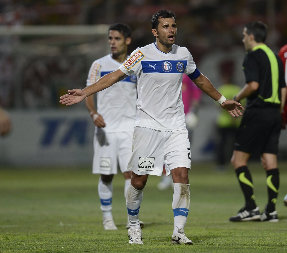 FOTO&VIDEO Victoria lui Roman II » Atacantul Săgeţii Năvodari a făcut un meci mare în faţa Viitorului, scor 3-1, reuşind o "dublă"