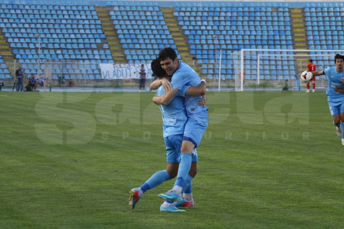 FOTO&VIDEO Victoria lui Roman II » Atacantul Săgeţii Năvodari a făcut un meci mare în faţa Viitorului, scor 3-1, reuşind o "dublă"